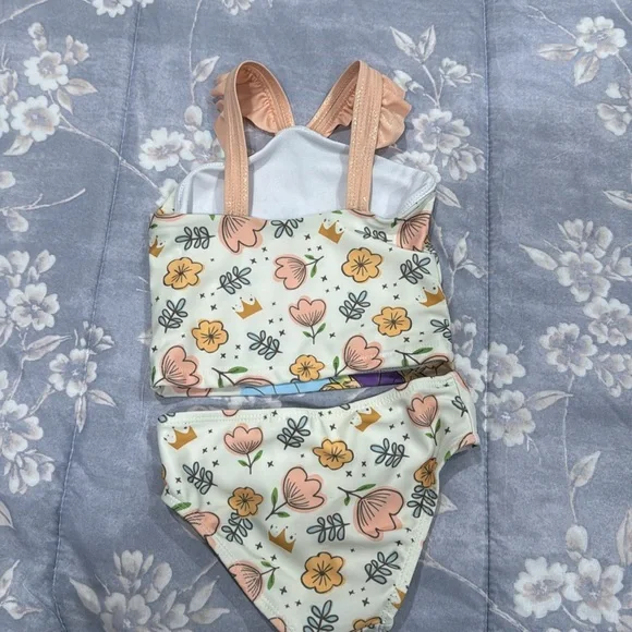 💕2/$10 ‼️💕Toddler Swimsuit - Picture 3 of 3